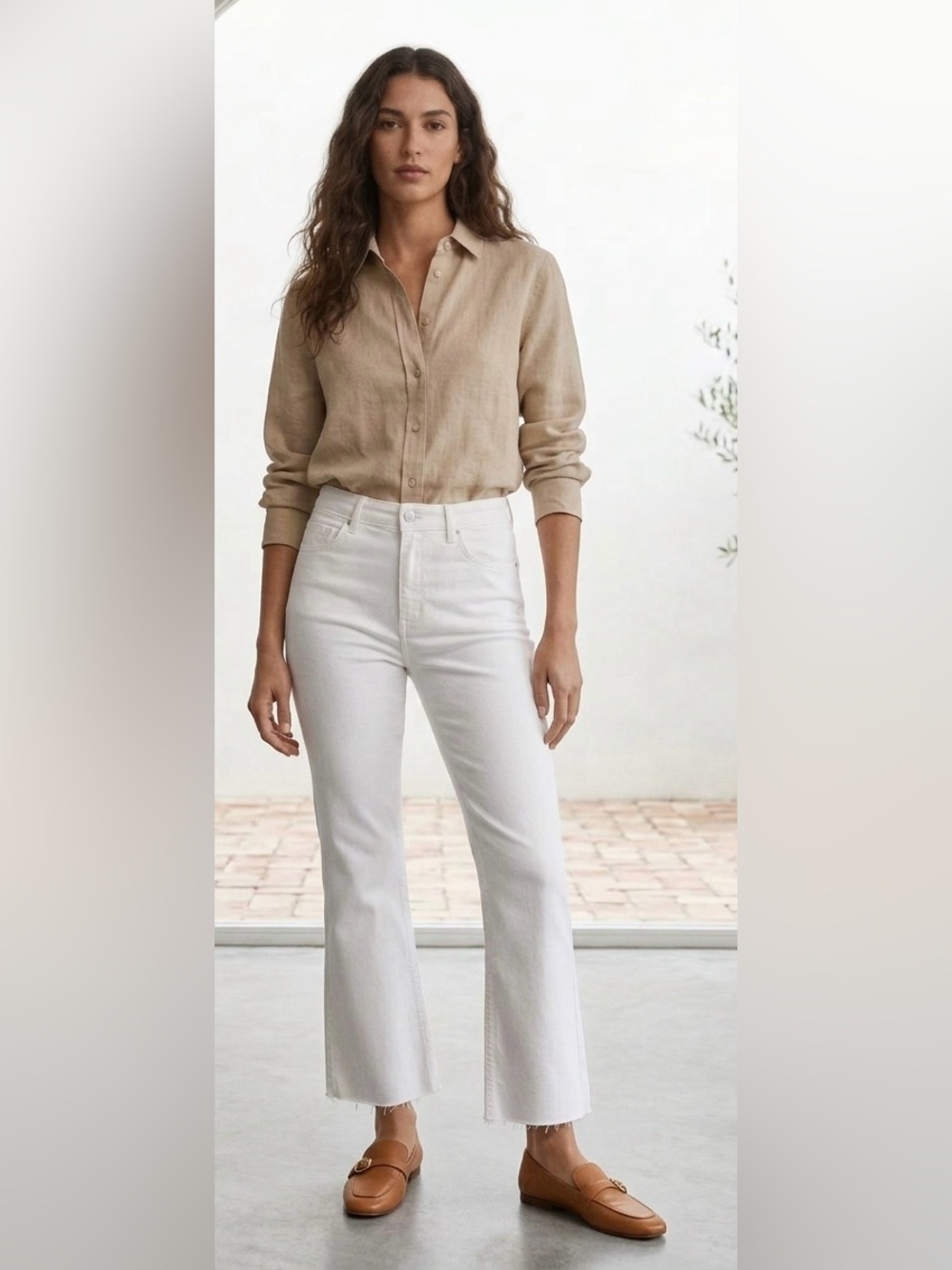 Mango MNG White Kick Flare Crop Denim Jeans Frayed Hem NWT Sz 6
